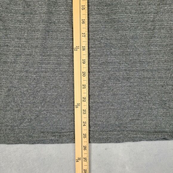 White Stag Montreal Canada Men's T-Shirt Size Large Gray Cotton - Picture 10 of 11